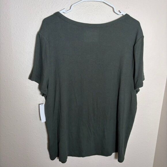 Terra & Sky Blouse Women's 2X V-Neck Popover Henley Short Sleeve Green Rib NWT - Picture 5 of 9